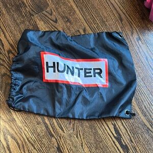 Hunter Black Drawstring Bag